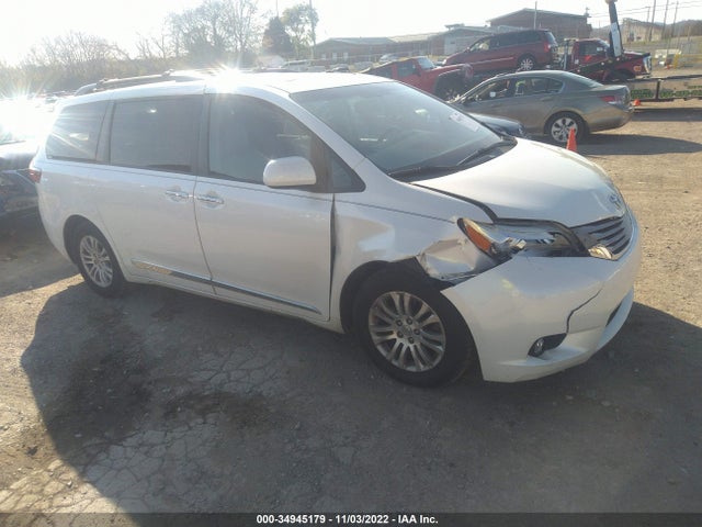 2015 TOYOTA SIENNA XLE/XLE AAS/LTD VIN: 5TDYK3DC1FS679494