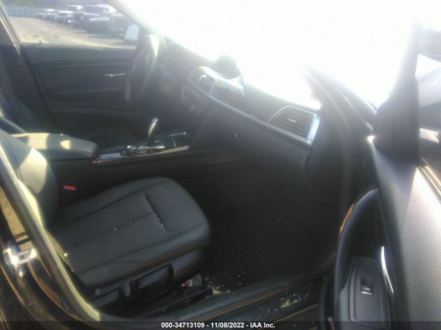 WBA8E1G56HNU12723 BMW 3 Series 320i