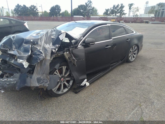 2017 JAGUAR XJ SAJWA2GE1HMW07843 Photo 1