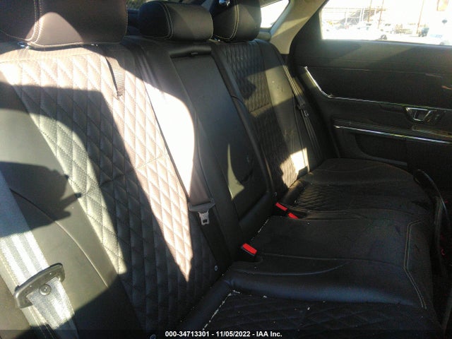 2017 JAGUAR XJ SAJWA2GE1HMW07843 Photo 7