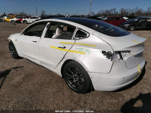 Tesla MODEL 3 2022 5YJ3E1EBXNF115972 Image 4
