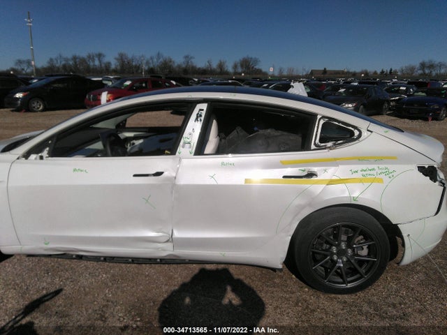 Tesla MODEL 3 2022 5YJ3E1EBXNF115972 Image 7
