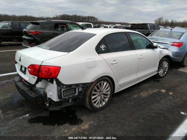 3VWLL7AJ0EM333983 Volkswagen Jetta Sedan Tdi W/premium/nav