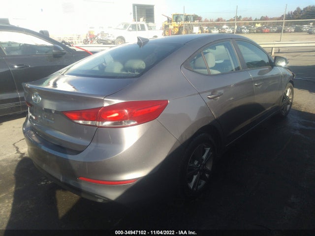 2018 HYUNDAI ELANTRA SEL VIN: 5NPD84LF7JH244752