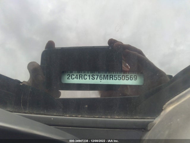 2021 Chrysler Pacifica Hybrid, VIN: 2C4RC1S76MR550569