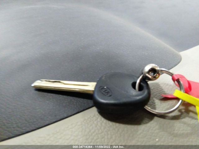 KNADM4A3XG6686431 KIA RIO LX