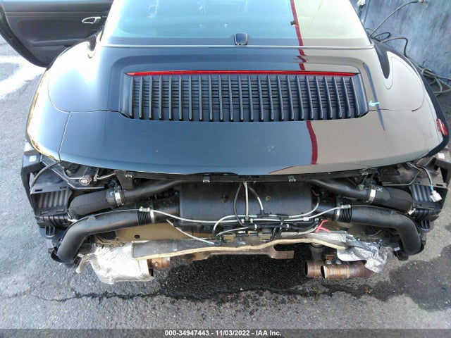 2018 Porsche 911, VIN: WP0BB2A9XJS134435