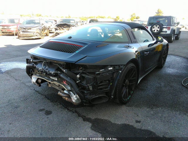 2018 Porsche 911, VIN: WP0BB2A9XJS134435
