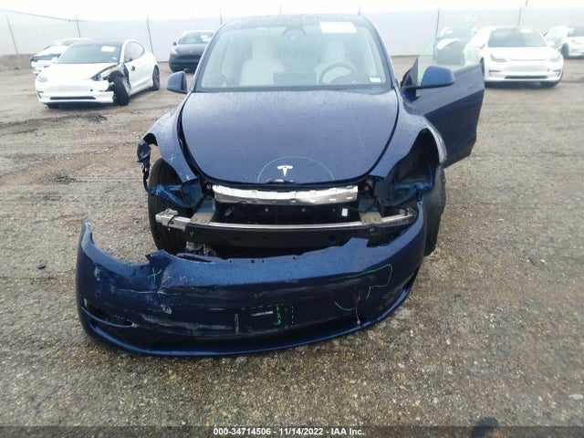 Tesla Model Y 2020 5YJYGDEEXLF027724 Image 6