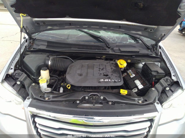 2015 Chrysler Town & Country, VIN: 2C4RC1BG5FR534561