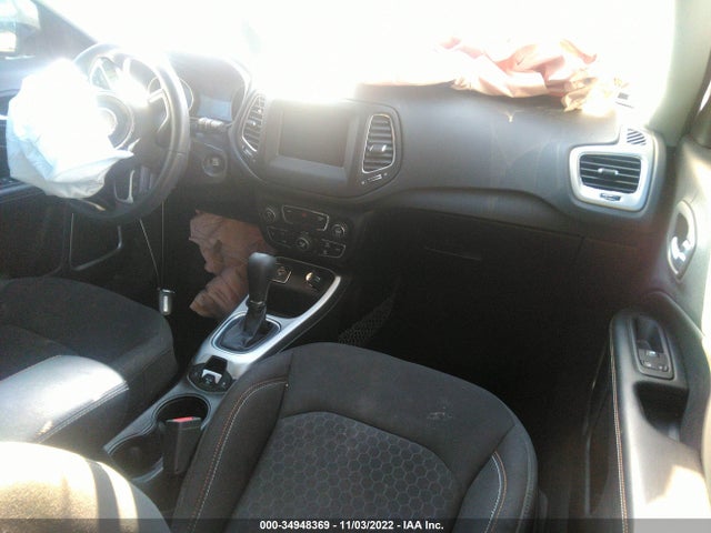 2020 Jeep Compass, VIN: 3C4NJCABXLT118102