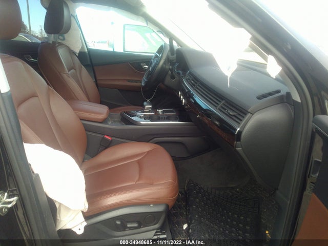 2018 Audi Q7, VIN: WA1LAAF7XJD037081