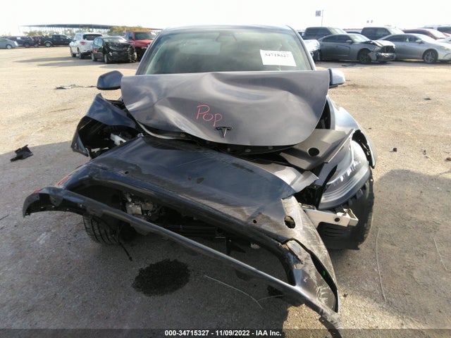2020 Tesla Model Y, VIN: 5YJYGDEF7LF011389