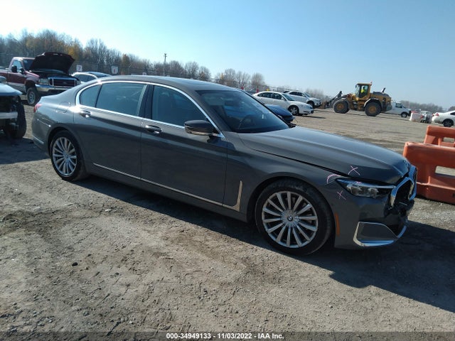2022 BMW 7 Series, VIN: WBA7T4C07NCH70131