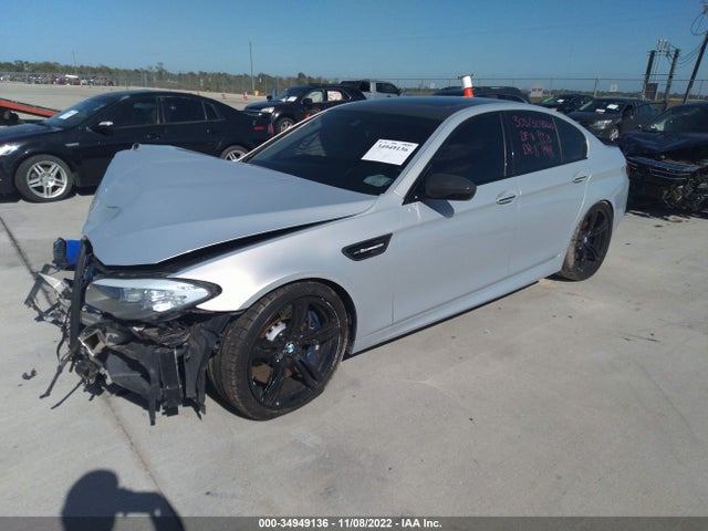 BMW M5 2013 WBSFV9C5XDC773949 Image 2