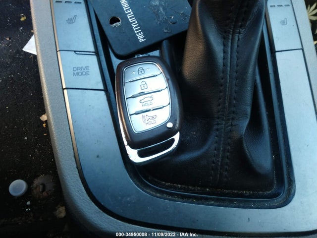 2018 Hyundai Elantra, VIN: 5NPD84LF8JH275945