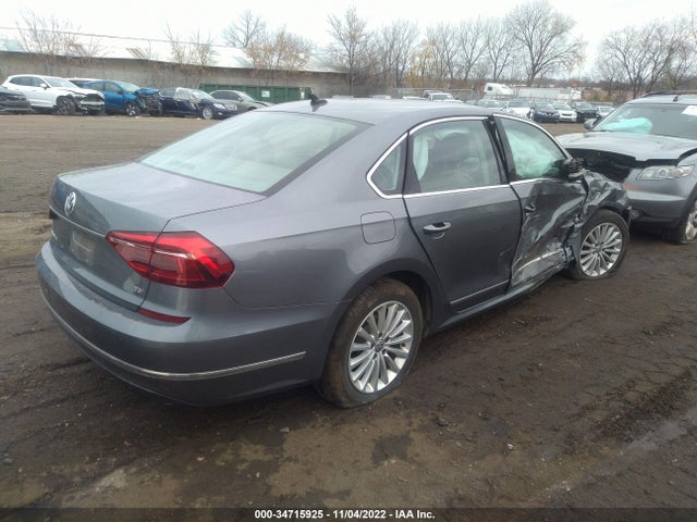 2017 Volkswagen Passat, VIN: 1VWBT7A30HC014487