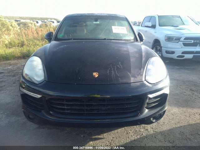 2018 Porsche Cayenne, VIN: WP1AA2A20JKA01067