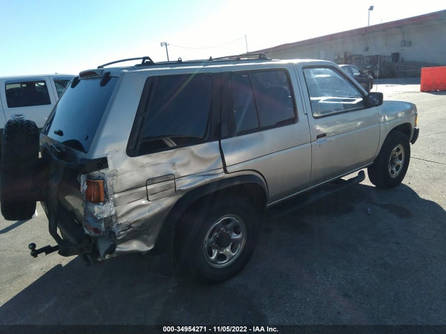 1995 NISSAN PATHFINDER XE/LE VIN: JN8HD17S8SW075635