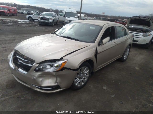 Chrysler 200 2013 1C3CCBAB2DN558560 Image 2