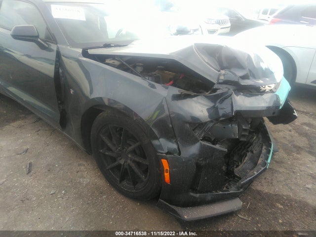 2020 Chevrolet Camaro, VIN: 1G1FA1RX2L0128105