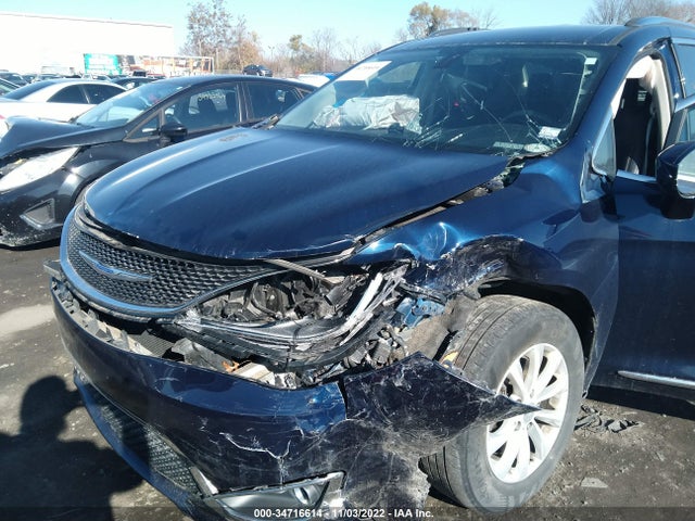 2018 CHRYSLER PACIFICA TOURING L PLUS VIN: 2C4RC1EG8JR355015