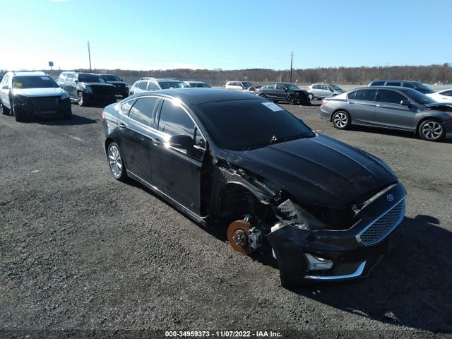 2019 Ford Fusion, VIN: 3FA6P0SU6KR155070