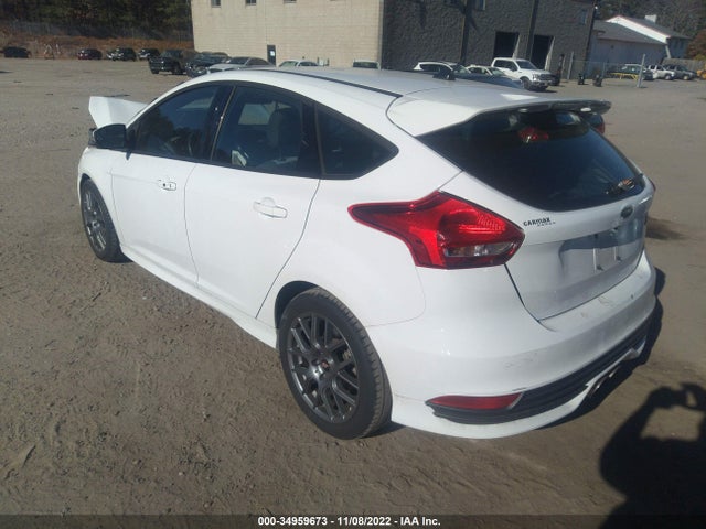 2017 FORD FOCUS ST VIN: 1FADP3L97HL321574