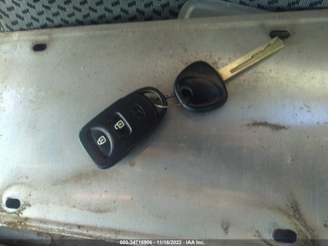 Hyundai ACCENT SE 2017 KMHCT4AE8HU182360 Image 3