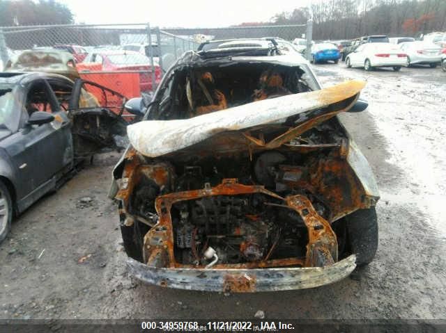 KNDPCCAC5E7646987 KIA Sportage Ex