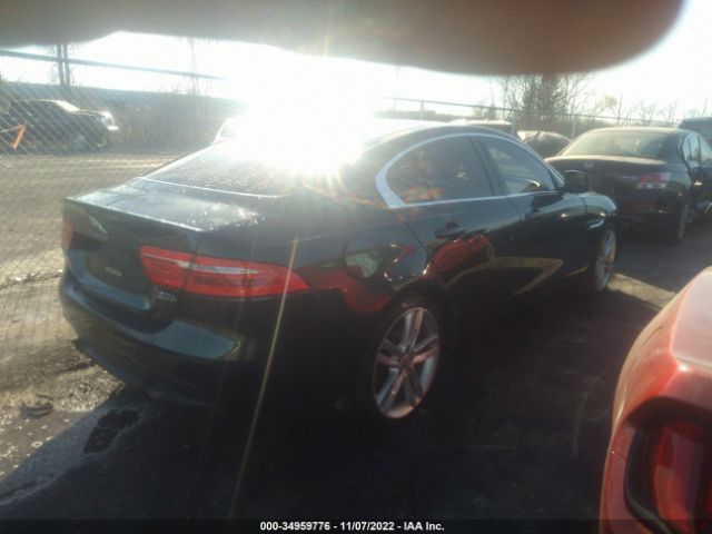 SAJAK4BV7HA970546 Jaguar Xe 35t Prestige