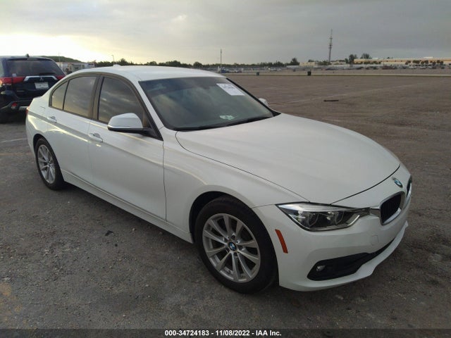 2018 BMW 3 Series, VIN: WBA8A9C55JAH12446