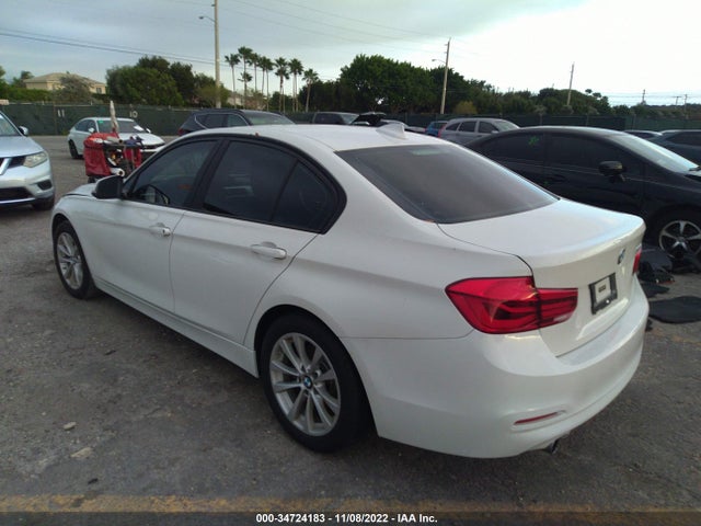 2018 BMW 3 Series, VIN: WBA8A9C55JAH12446