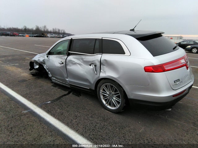 2019 Lincoln MKT, VIN: 2LMHJ5AT0KBL01603