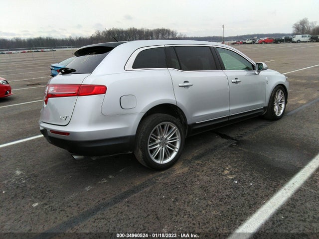 2019 Lincoln MKT, VIN: 2LMHJ5AT0KBL01603