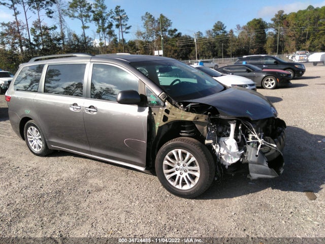 2017 Toyota Sienna, VIN: 5TDYZ3DC4HS812473