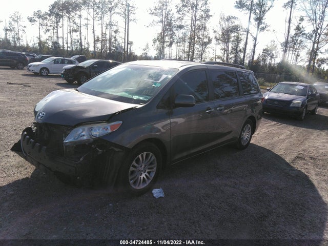 2017 Toyota Sienna, VIN: 5TDYZ3DC4HS812473