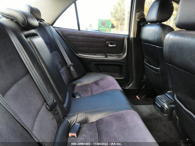 Lexus IS 300 2001 JTHBD182X10003528 Image 9