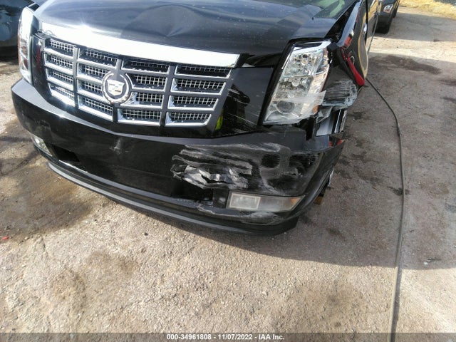 1GYS4BEF3CR160857 Cadillac Escalade Luxury