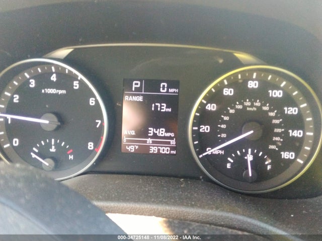 2018 HYUNDAI ELANTRA SE VIN: 5NPD74LF9JH267842