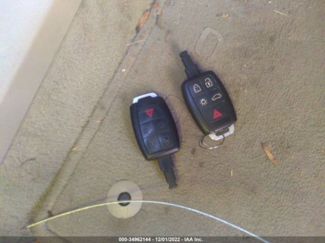 YV1672MCXBJ115475 Volvo C70