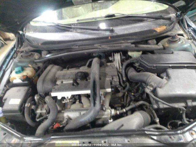 YV1SZ58D821067102 Volvo V70