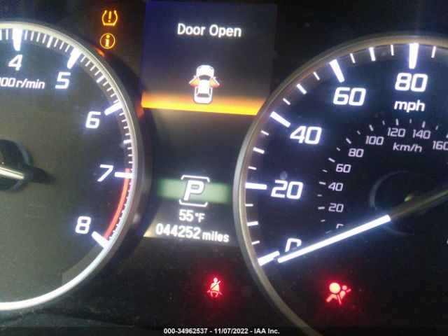 2016 ACURA ILX W VIN: 19UDE2F75GA020639