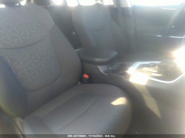 2021 Toyota RAV4, VIN: 4T3RWRFV4MU035638