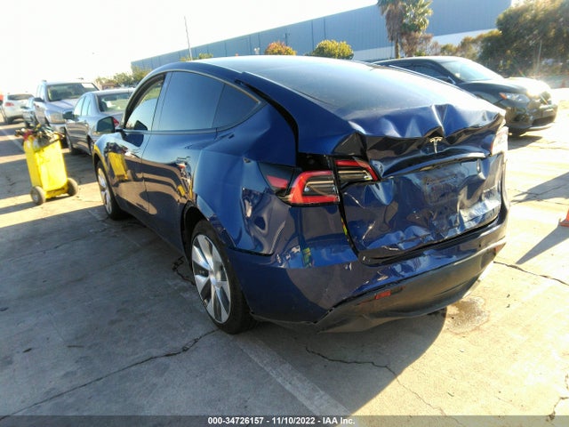 Tesla Model Y Long Range 2021 5YJYGDEE7MF102705 Image 3