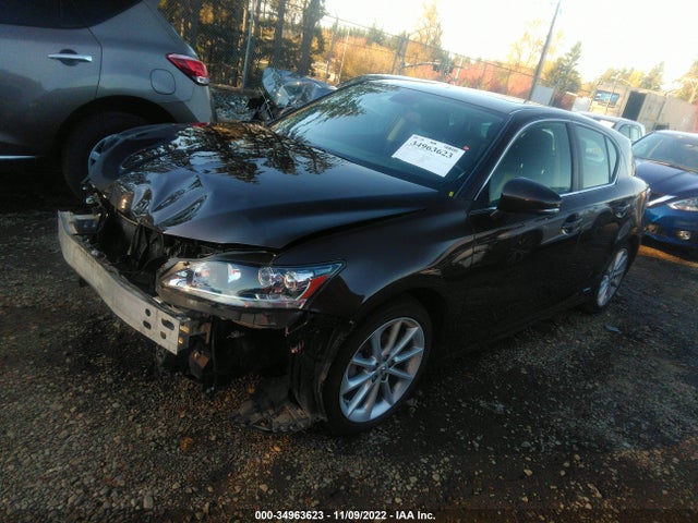 Lexus CT 200H 2012 JTHKD5BH7C2062354 Image 2