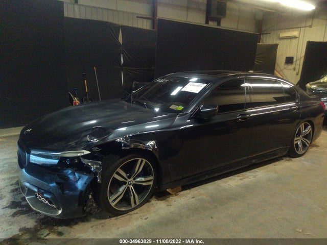 2017 BMW 7 Series, VIN: WBA7F2C5XHG421854