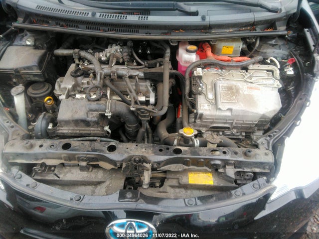 Toyota Prius C One/three/two/four 2014 JTDKDTB38E1065458 Image 16