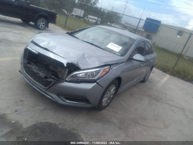 2016 Hyundai Sonata, VIN: KMHE24L13GA013238