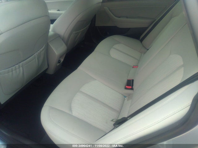 2016 Hyundai Sonata, VIN: KMHE24L13GA013238